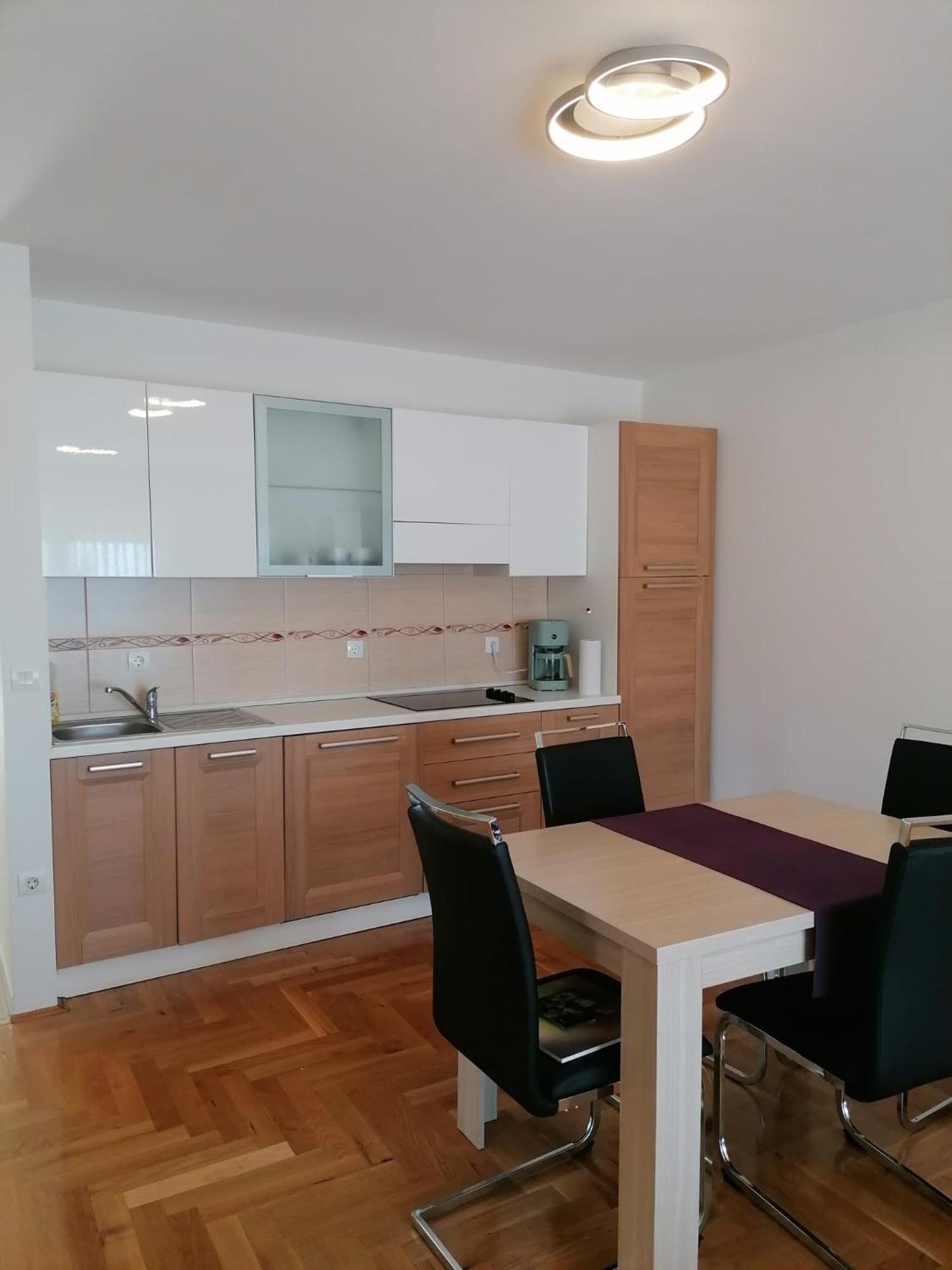 לובראן Apartment Cindy מראה חיצוני תמונה